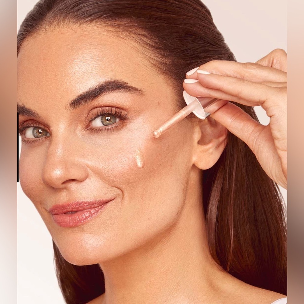NIB 111SKIN Rose Gold Radiance Booster - Picture 3 of 7